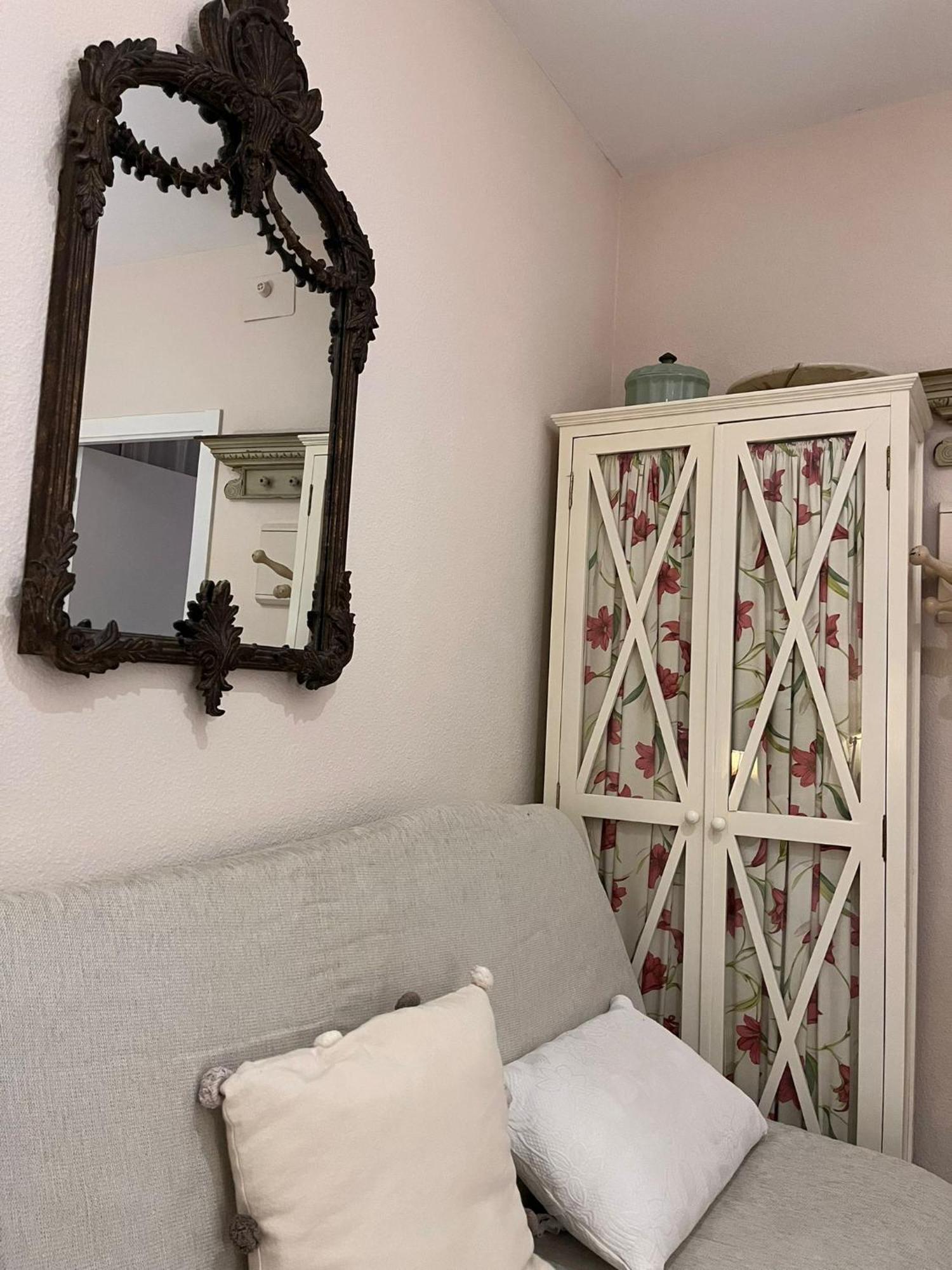 Con Encanto Muy Centrico En Pilatos Ideal Pareja Appartement *